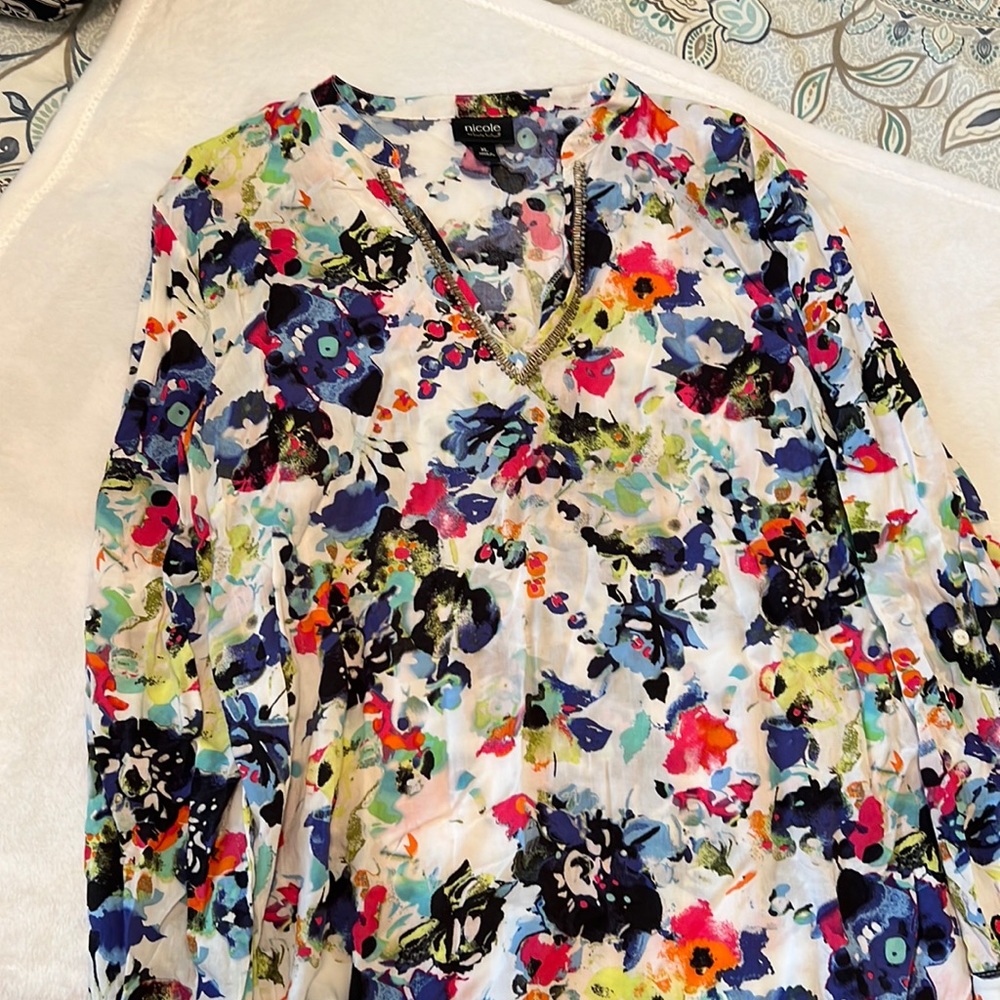 Nicole Miller Pullover Blouse